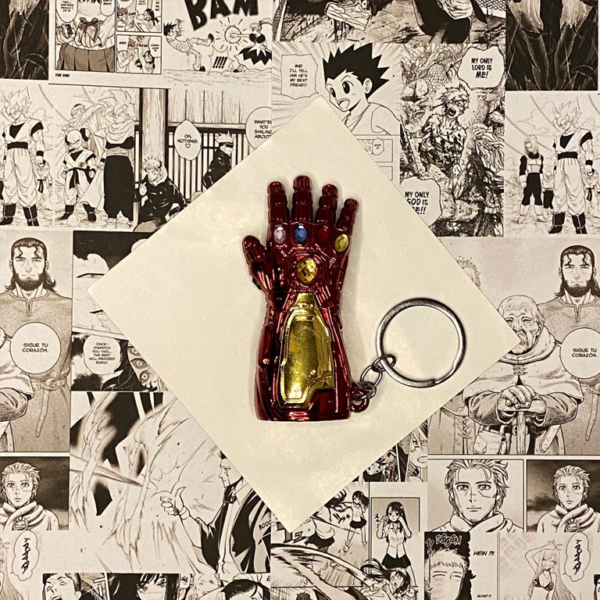 Llavero guantelete de Iron man con gemas del infinito