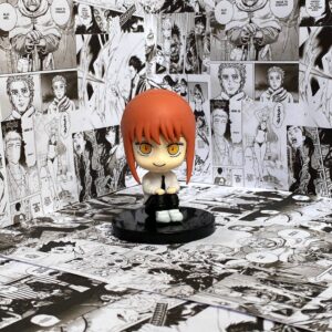 Figura chibi Chainsaw man Makima sentada