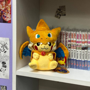 Peluche Pokemon Pikachu cosplay Charizard